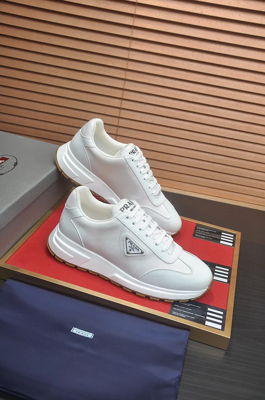 Men's shoes 💰580💶 [PRADA] Top original items, new seasonal styles, high-quality original items, top-grade high-mercerized cowhide combined with original breathable fabric + imported glue, imported stretch fabric inside with original cowhide feet, original thick outsole! Quality guaranteed! Code 38-45 (45 customized)